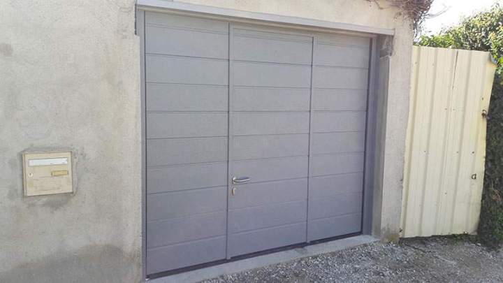Porte de garage fonctionnelle Llupia