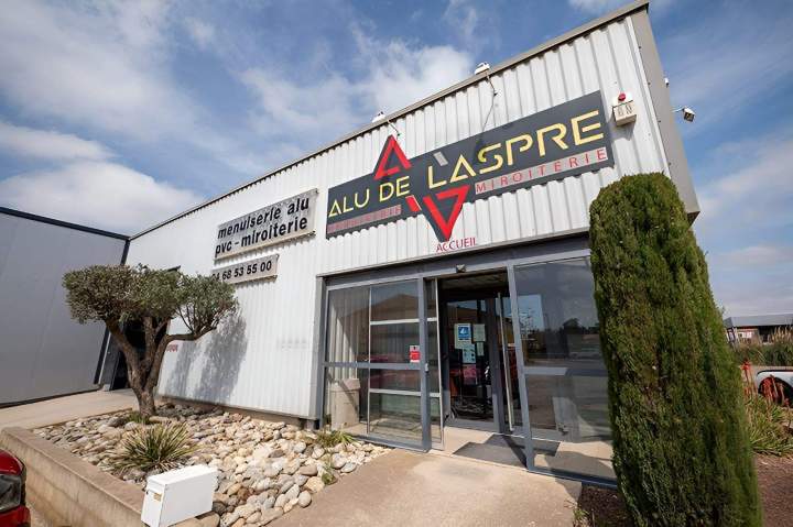 Entreprise de menuiserie et de miroiterie Llupia