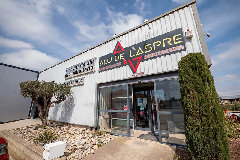 Fenêtres sur mesure Llupia